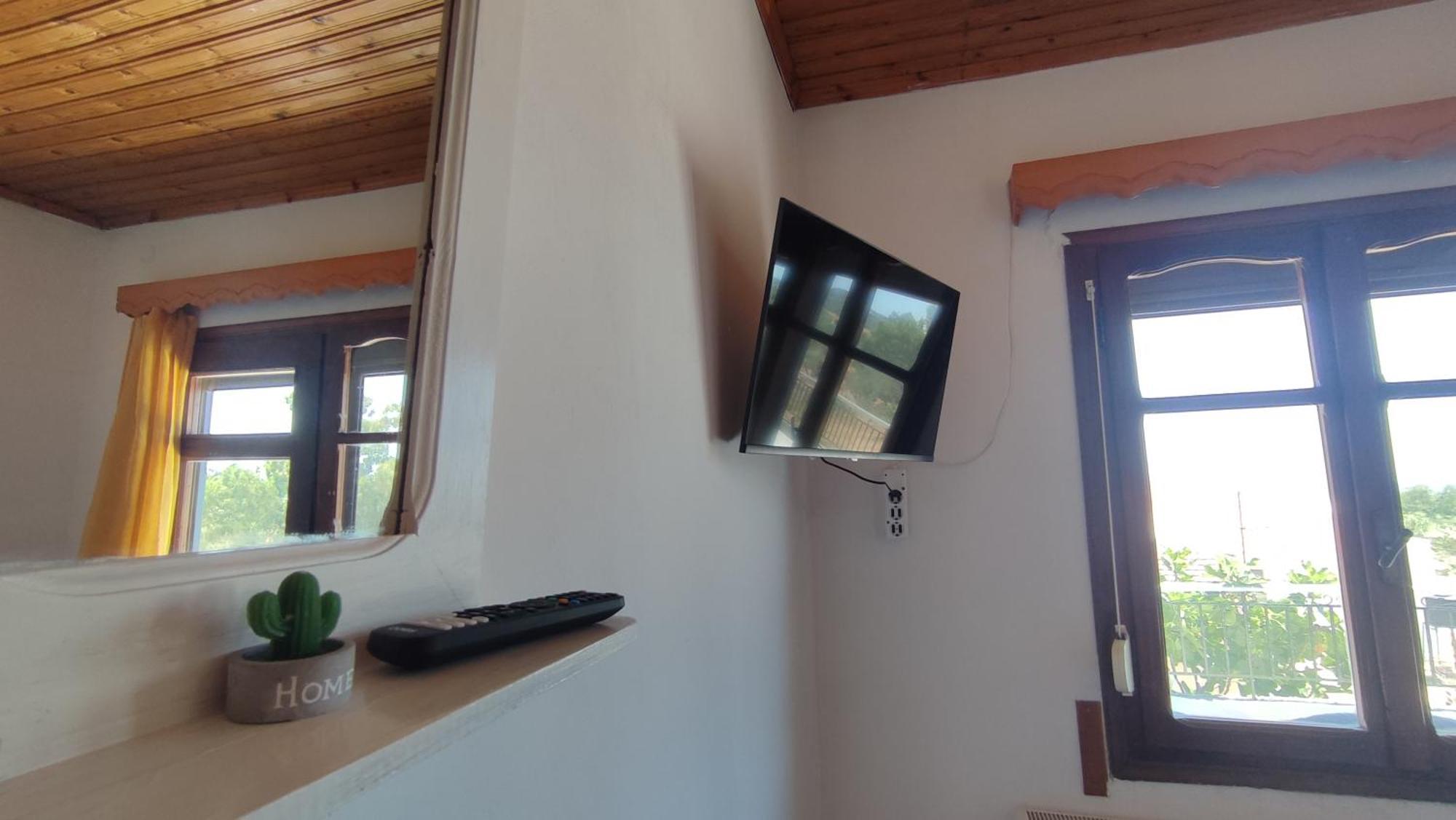 Petralonia Apartment Mytilene Exterior photo